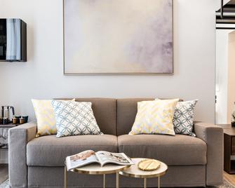 La Spezia by The First - Luxury Rooms & Suites - La Spezia - Wohnzimmer
