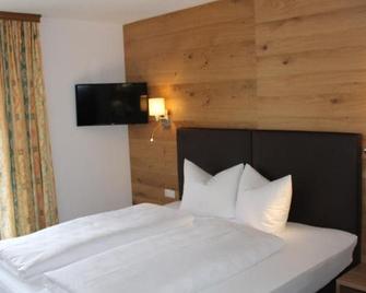 Pension Jaegerhof - Sankt Anton am Arlberg - Schlafzimmer