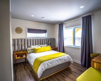 Le Bellevue Modern Lodge - Wakefield - Bedroom