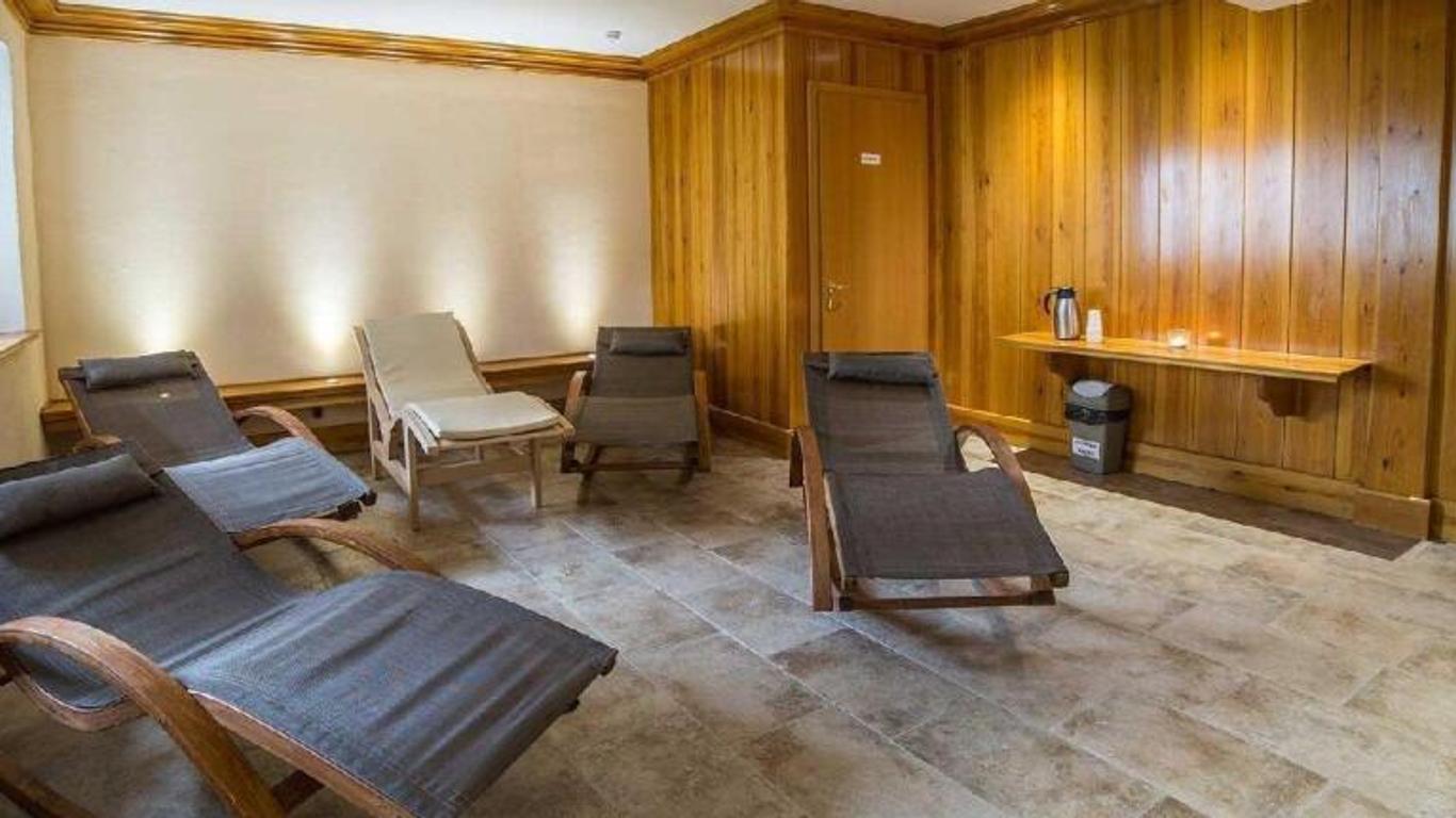 ريزيدنس سيرادا