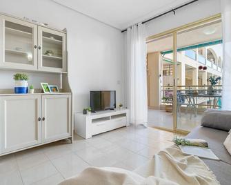 Apartamento Turquesa - La Pineda - Salon