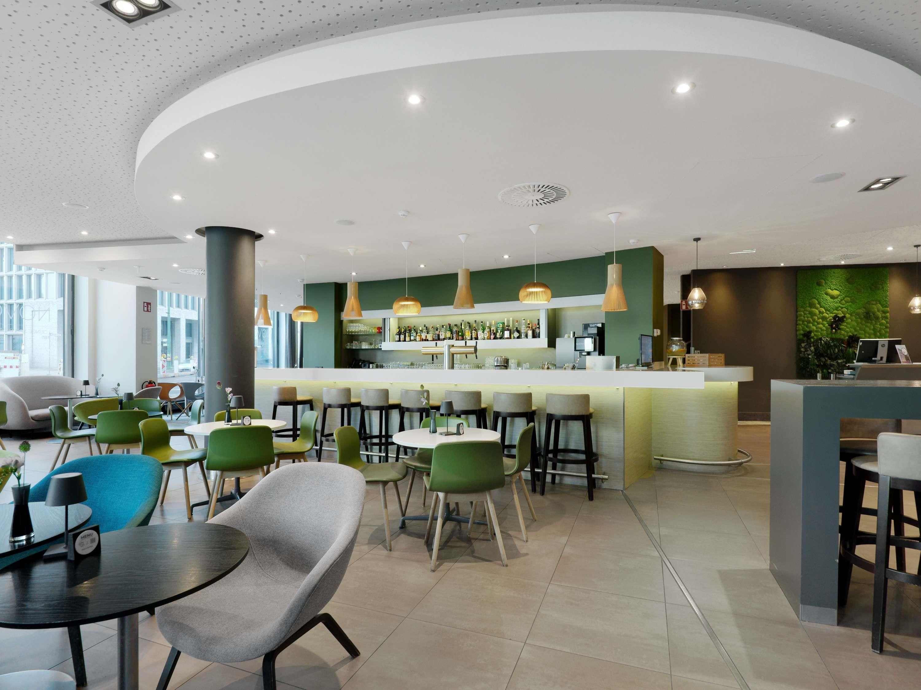 Novotel Berlin Mitte - Berlin - Bar