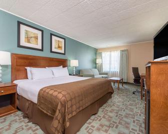 Ramada by Wyndham Vineland Millville Area - Vineland - Bedroom
