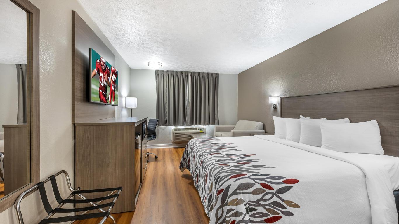 ريد روف إن جرين كاستل ساوث - كلفردال