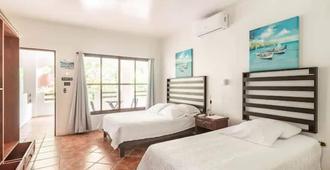 Hotel Playa Westfalia - Limon - Bedroom