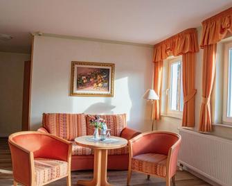 Hotel Dünenschloss - Karlshagen - Wohnzimmer