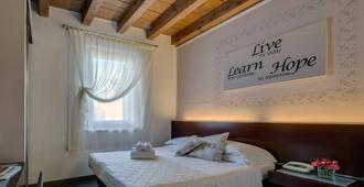 Hotel Gattopardo - Villafranca di Verona - Κρεβατοκάμαρα