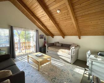 Nestled In Nature With Views Of The Alabama Hills, Sierras And Inyo Mountains - Lone Pine - Sala de estar