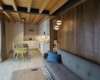 Apartamentos y Villas La Santilar - Llanes - Wohnzimmer