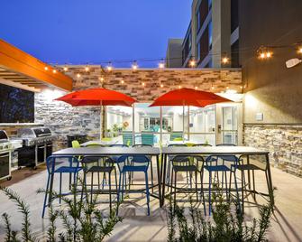 Home2 Suites By Hilton Maumee Toledo - Maumee - Будівля