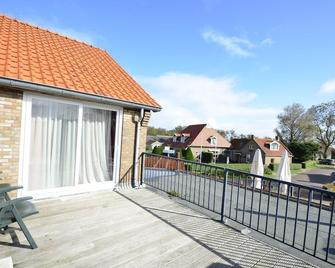 Dolores - Ameland - Balcone