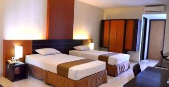 Lpp Convention Hotel Demangan - Yogyakarta - Makuuhuone