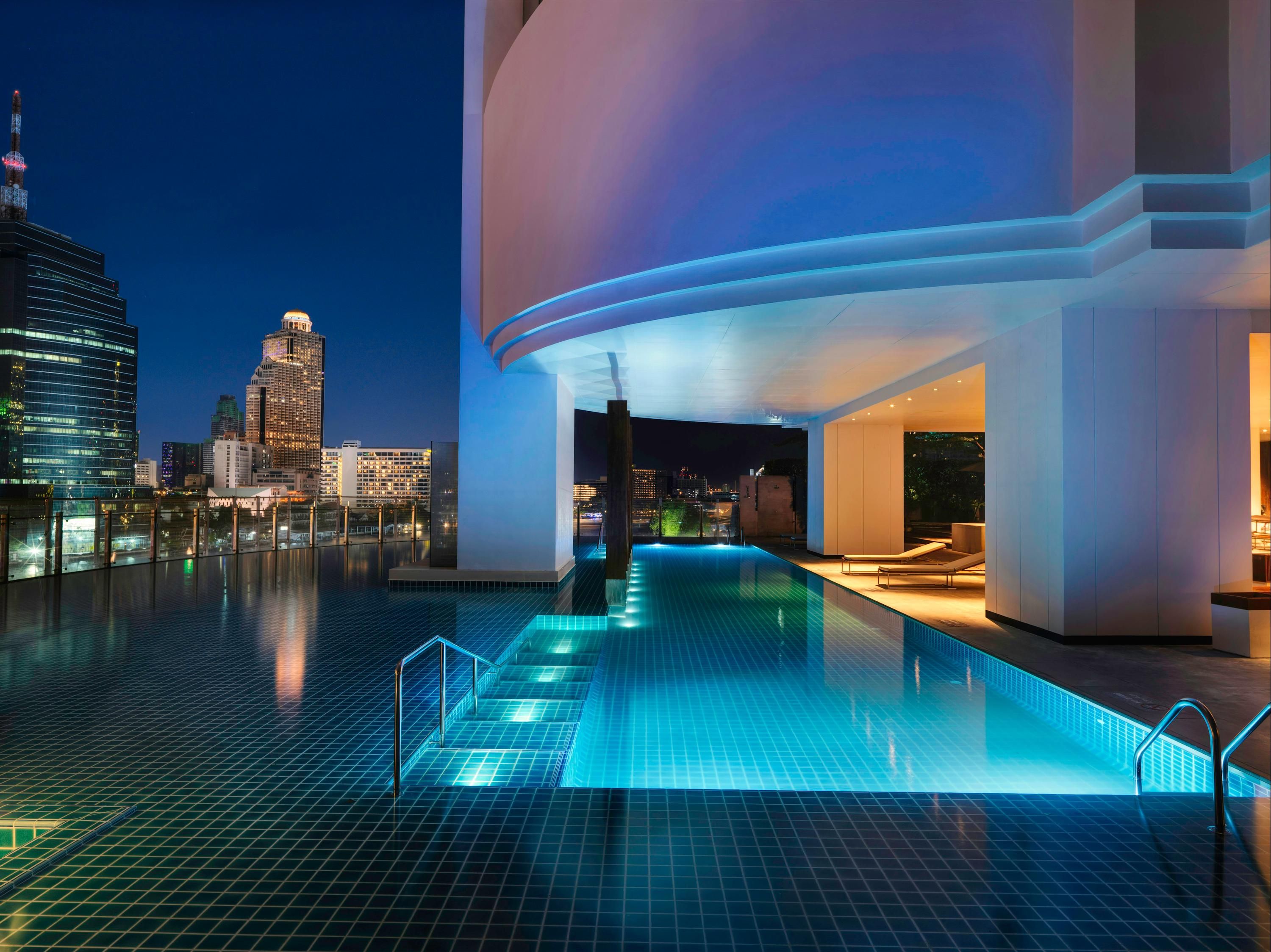 Millennium Hilton Bangkok - בנגקוק - בריכה