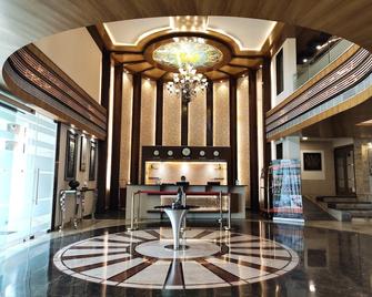Inspira Resort - Silvassa - Lobby
