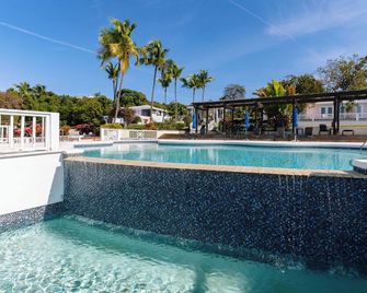 Romora Bay Resort & Marina - Dunmore Town - Piscina