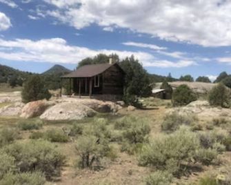 Amazing Grass Creek - Sevier