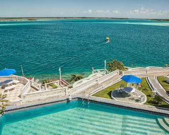 Hotel Laguna Bacalar - Chetumal - Piscina