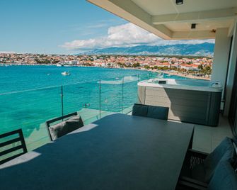 Kaneo beach hotel Novalja - Novalja - Balcony