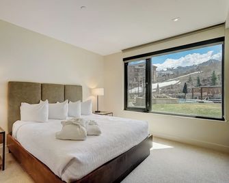 Lift 509 | True Ski-in / Ski-Out Luxury | Steps to Sunrise Gondola - Park City