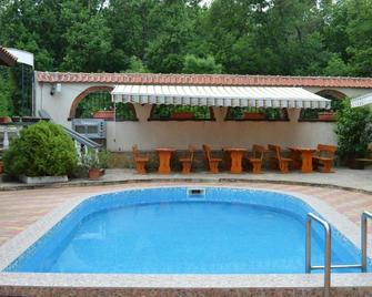 Hotel Eos - Kiten - Pool