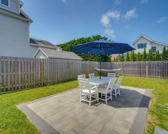 Beautiful Cape May Cottage Walk to Beach and Mall! - Cape May - Patio