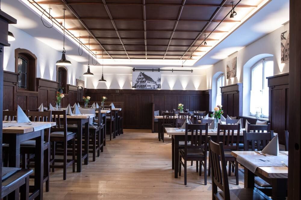 هوتل تسوم هيرش