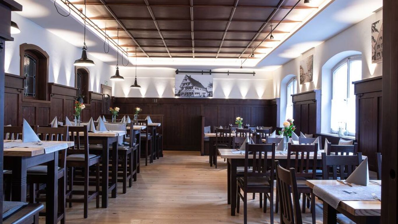 هوتل تسوم هيرش