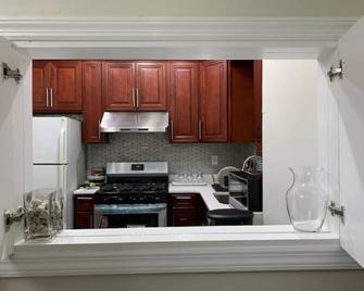 Newly renovated house, 10 minutes from Manhattan - New York - Kitchen