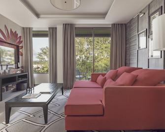 The Pavilions Phuket (SHA Plus+) - Choeng Thale - Sala de estar