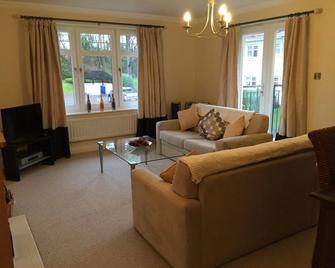 Turnberry Apartments - Girvan - Living room