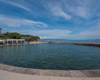 Tea Suite with Sea view - Opatija - Pool
