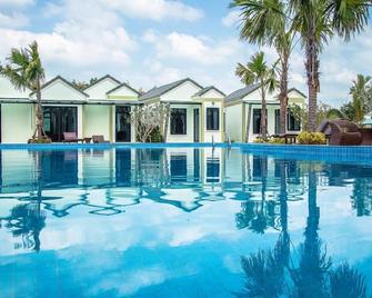 Saichol Grandview - Khura Buri - Piscina