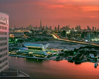 Intercontinental Hotels Dubai Festival City By IHG - Dubái - Edificio