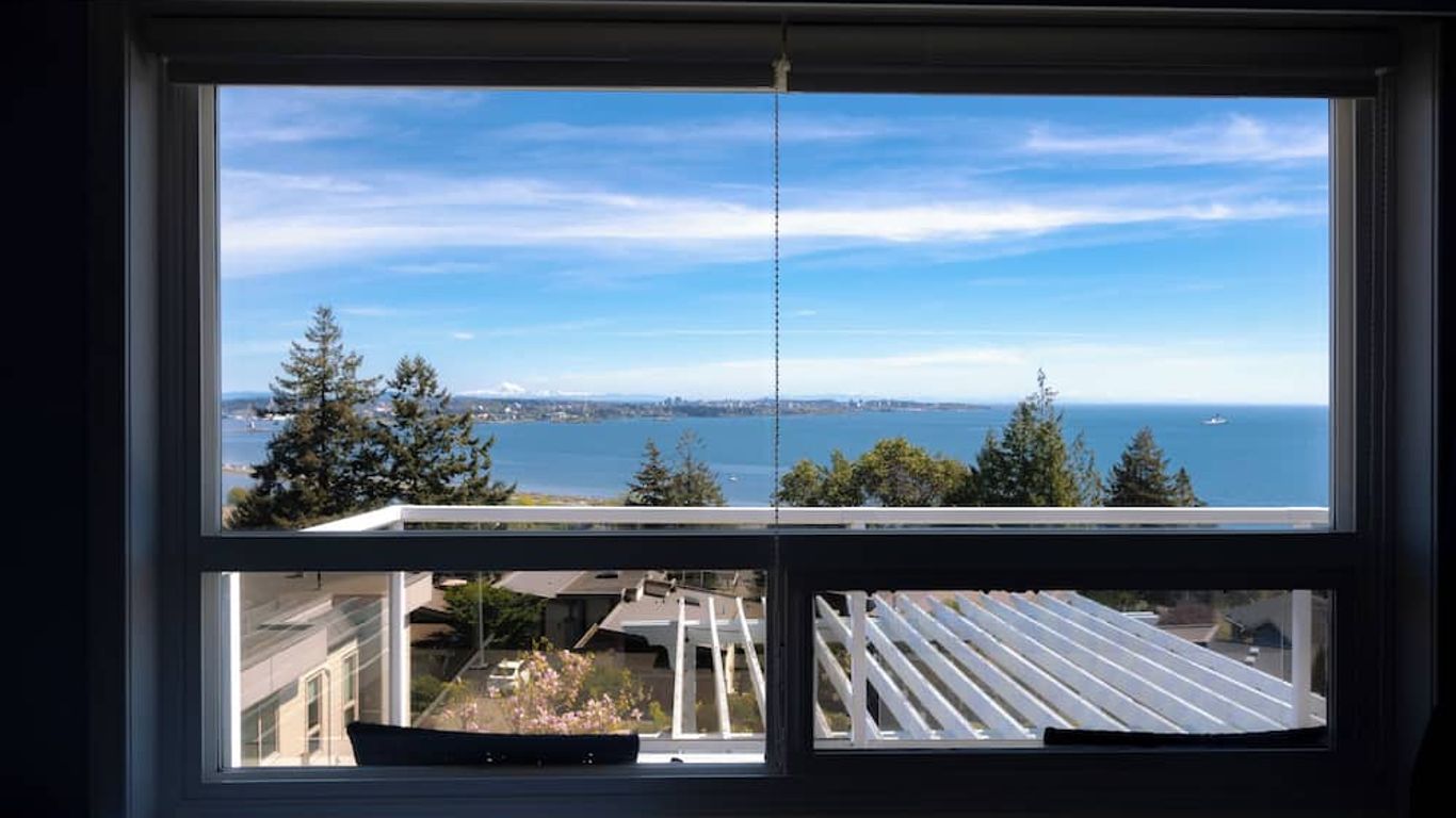 Victoria Ocean View B&B House