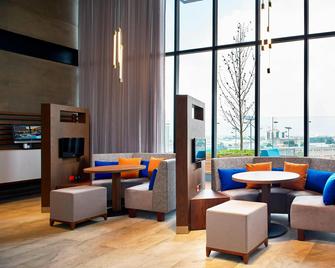 Courtyard by Marriott Mexico City Toreo - Naucalpan de Juárez - Lounge