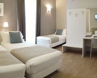 Nuovo Albergo Centro - טריאסטה - חדר שינה