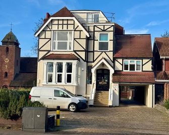 Gidea Park Hotel - Romford - Gebäude