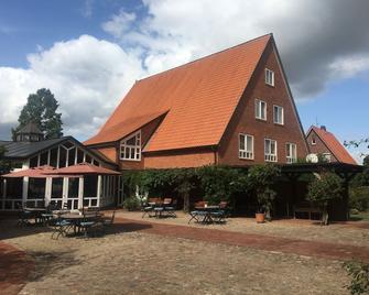 Windmüller Hotel & Restaurant - Grünendeich - Edificio