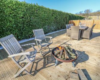 Bullace Barn - Penistone - Patio