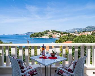 Apartments & Rooms Mara & Petrunjela - Studio Apartment with Balcony and Sea View - Cavtat - Balcón