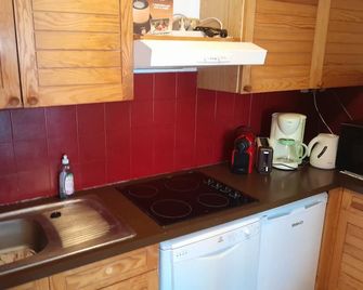 Apartment 4/6 persons facing south in Serre-Chevalier 1500 - Le Monêtier-les-Bains - Kitchen