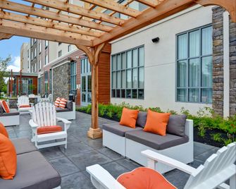 Hilton Garden Inn Princeton Lawrenceville - Lawrenceville - Binnenhof