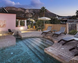 Hotel Eros - Vulcano - Piscina