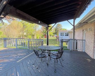4-bedroom house in delightful Fairborn. - Fairborn - Balcony