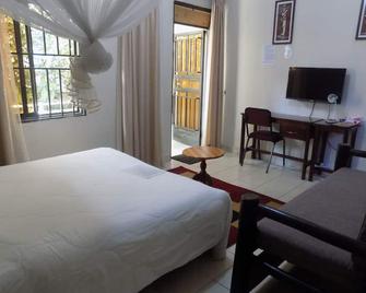 Cielo Country Inn - Bushenyi - Habitación