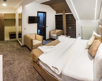 Bed And Breakfast Ponte Bianco - Vranje - Habitación