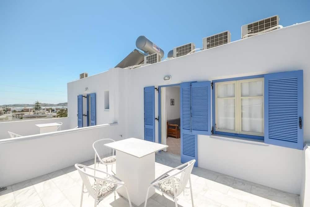 Windmill Naxos - נאקסוס - מרפסת