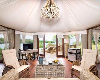 Menjangan Dynasty Resort - Gerokgak - סלון