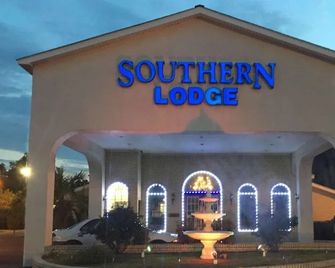 Southern Lodge & Suites - Orangeburg