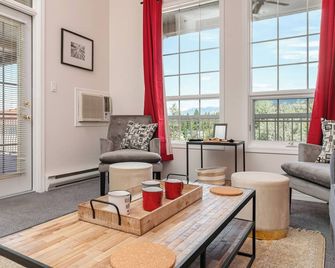 Mountain View Villas with Fairmont Creek Vacation Rentals - Fairmont Hot Springs